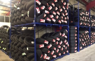 汽車配件與倉儲(chǔ)貨架綜合展示解決方案 輪胎、輪轂及水果架的應(yīng)用